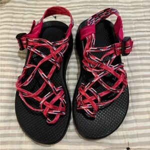 3 strap chacos